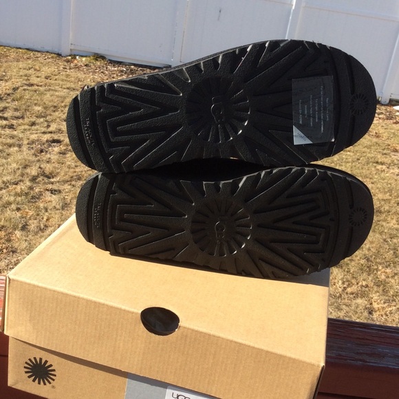 UGG MIni Bailey Bow II shimmer - Picture 4 of 6